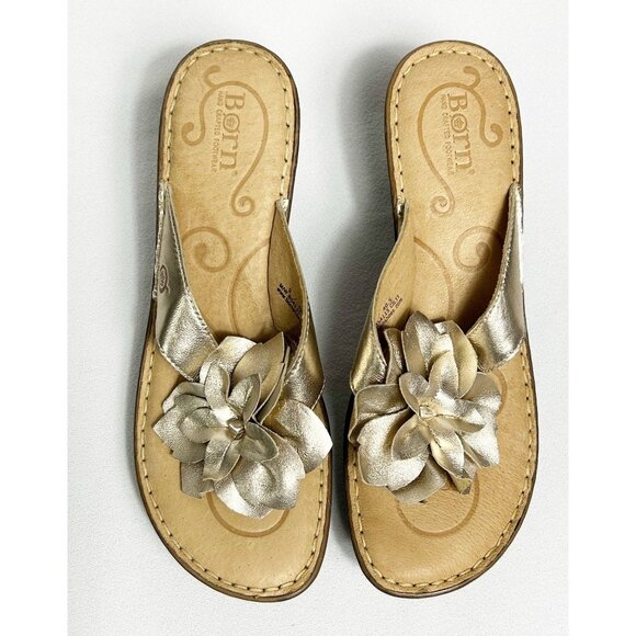 Born Radiance Floral Metallic Wedge Sandals in Gold - Sz 9 - Picture 1 of 11